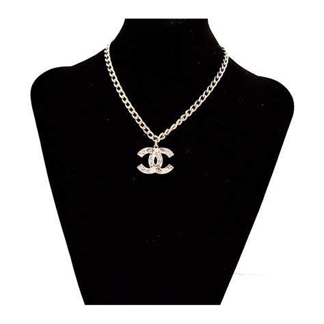 girocollo chanel|Collane .